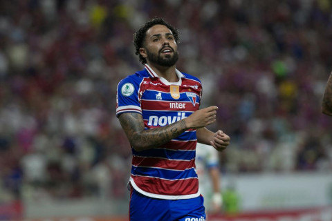 Calebe desperta interesse de times da Série A e pode deixar o Fortaleza