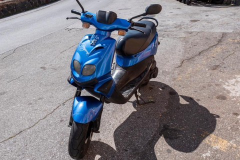 O que muda nas novas regras para ciclomotores, em vigor a partir de hoje (1º)