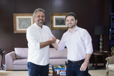 PROJETO DO DEP. ALYSSON AGUIAR QUE INCLUI EMPREENDEDORISMO NA GRADE CURRICULAR DAS ESCOLAS DO CEARÁ É SANCIONADO