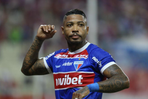 Marinho treina normalmente e deve reforçar o Fortaleza contra o Vélez
