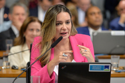 AUGUSTA BRITO SE CONSOLIDA COMO LIDERANÇA NACIONAL E É NOME FORTE PARA A CÂMARA FEDERAL EM 2026