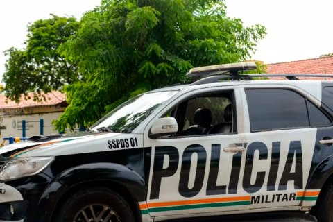Um homem de 32 anos foi preso pela Polícia Militar em São Benedito, suspeito de fazer vídeo da enteada de apenas 17 anos tomando banho.