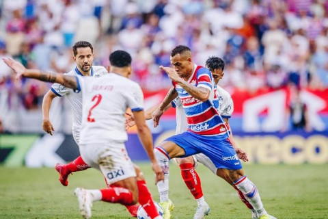 Na estreia de Renato Paiva, Fortaleza empata com o Bahia e segue no Z-4