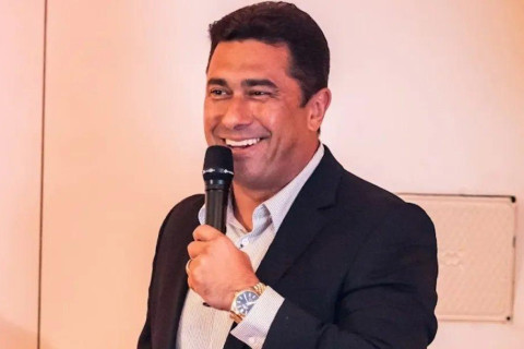 João Paulo confirma posições que o Ceará busca no mercado e afirma ter reforço 'adiantado'